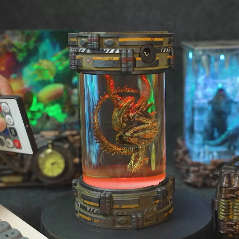 Alien Xenomorph Biolab Resin Lamp